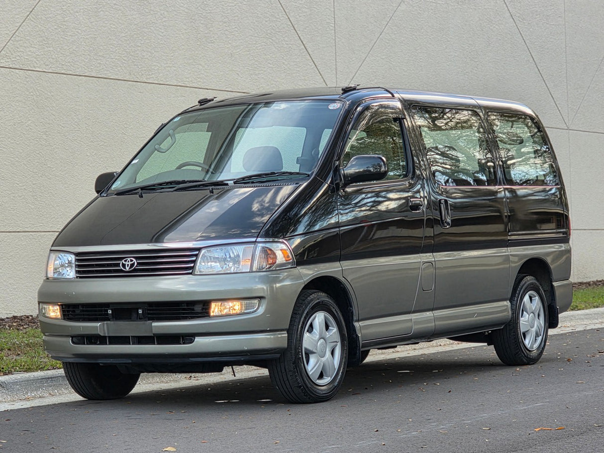 1998 Toyota Hiace Regius 1KZ-TE Turbo Diesel Low Mileage Clean Title - Roam Overland Outfitters