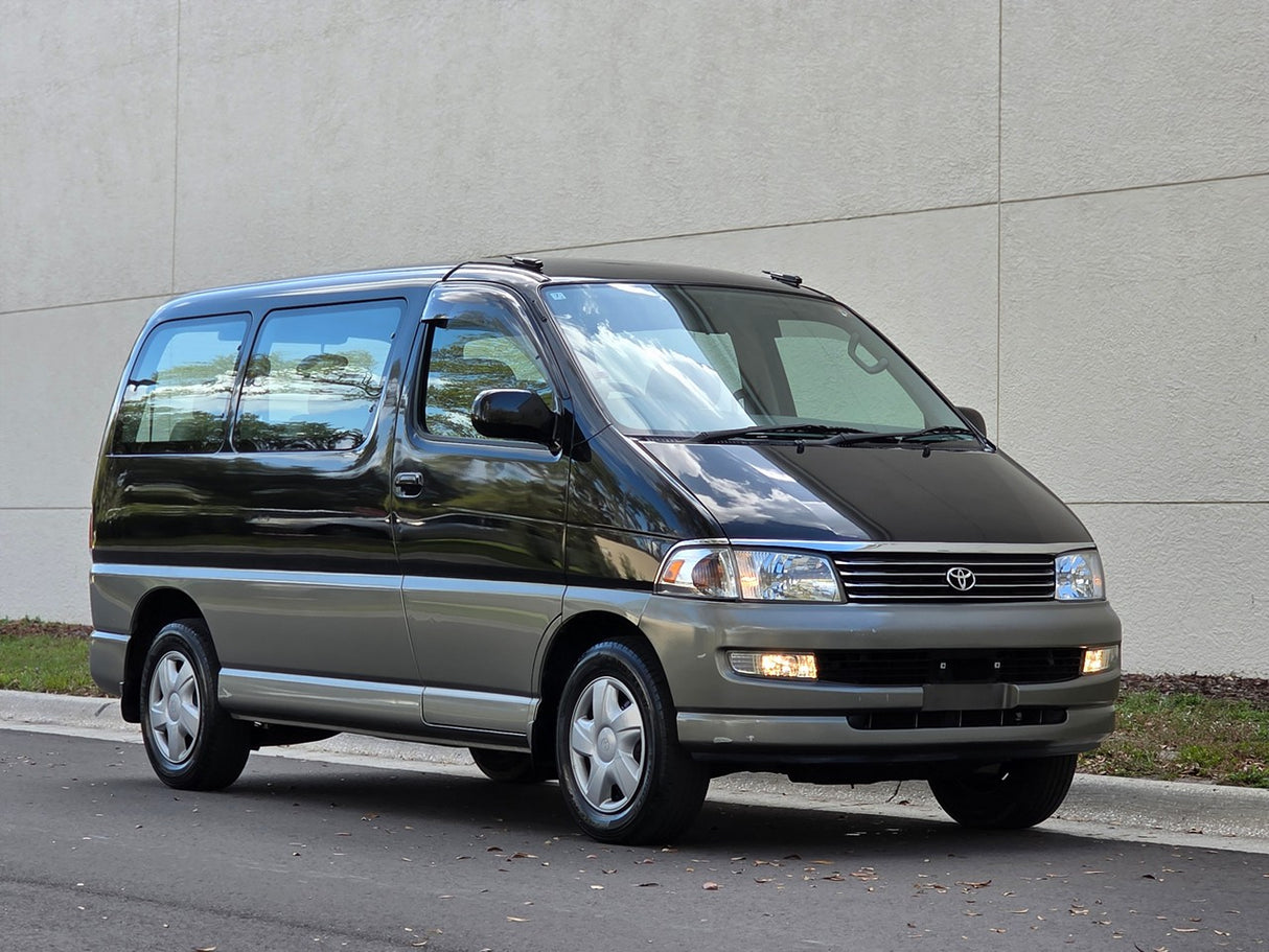 1998 Toyota Hiace Regius 1KZ-TE Turbo Diesel Low Mileage Clean Title - Roam Overland Outfitters