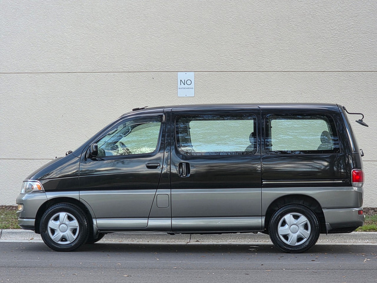 1998 Toyota Hiace Regius 1KZ-TE Turbo Diesel Low Mileage Clean Title - Roam Overland Outfitters